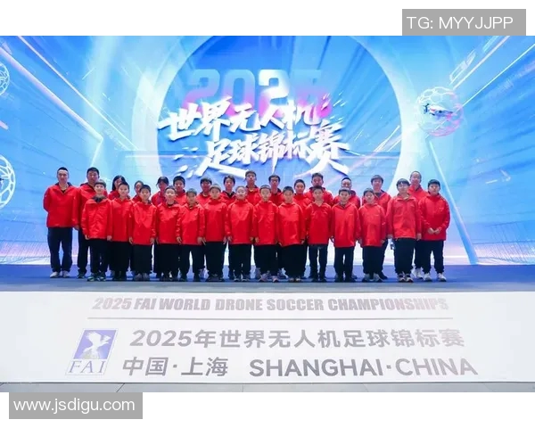 上海足球队的奋斗历程与冠军赛荣耀背后的故事揭秘